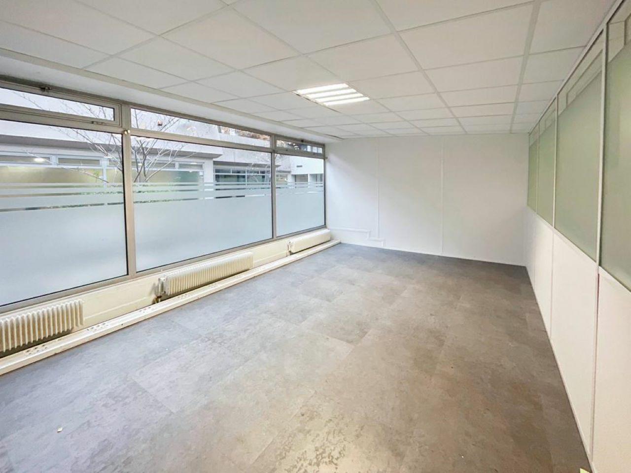 Bureau Paris 255m² Location bureau Paris OLBUR2314380 2